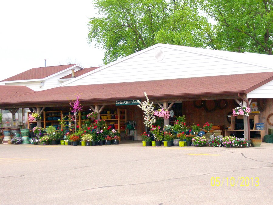 For sale: 14+/- Acres Zoned Commercial-Retail - 5 Miles Southeast of Goshen, Indiana